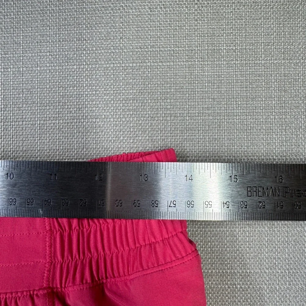 Lululemon Hotty Hot High-Rise Lined Short 2.5